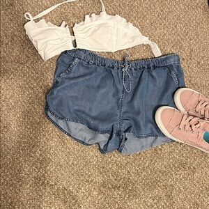 Denim Blue Women's Shorts J.Crew light denim pull on shorts